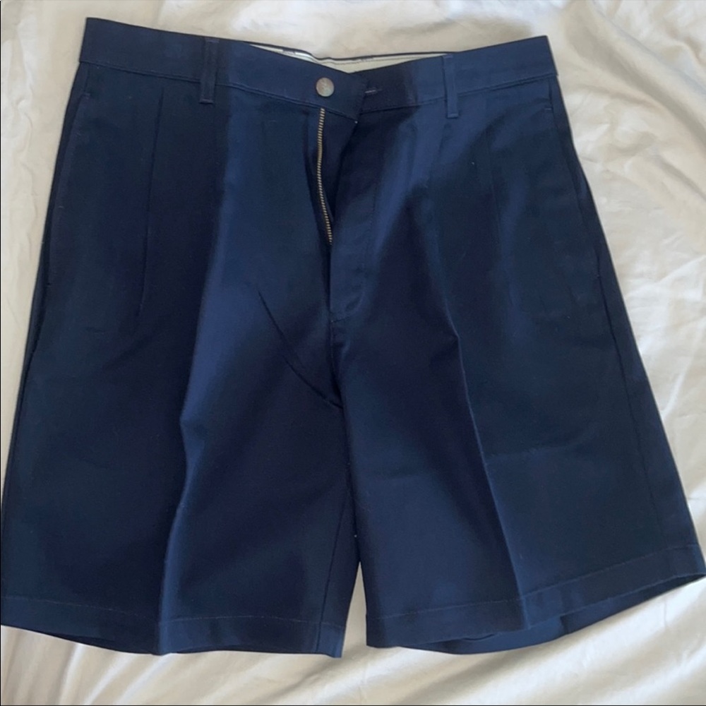 Savane mens navy blue pleated khaki shorts
